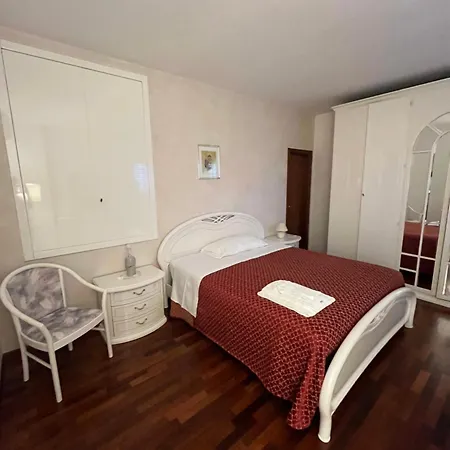 La Tana Della Volpe B.&.b. לינה וארוחת בוקר